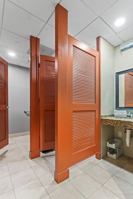 Bathroom, Interior, Recessed Lighting