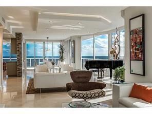 Chandelier, Dining room, Interior, Living room, Pendant Lights, Piano, Recessed Lighting, Water