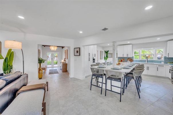 Dining room, Interior, Kitchen, Recessed Lighting
