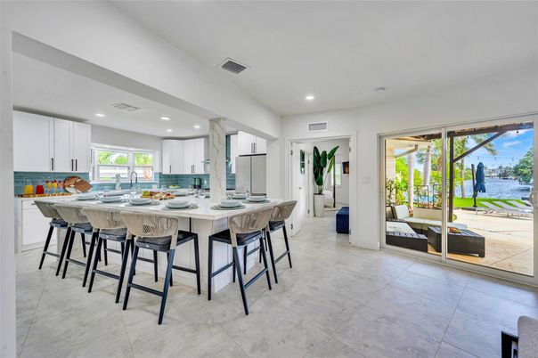 Interior, Kitchen, Recessed Lighting, Water