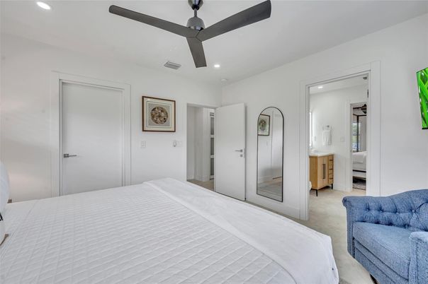 Bedroom, Interior, Recessed Lighting