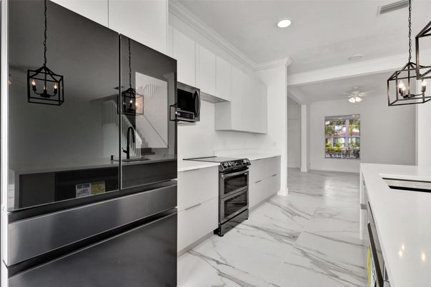Interior, Kitchen, Marble, Pendant Lights, Recessed Lighting