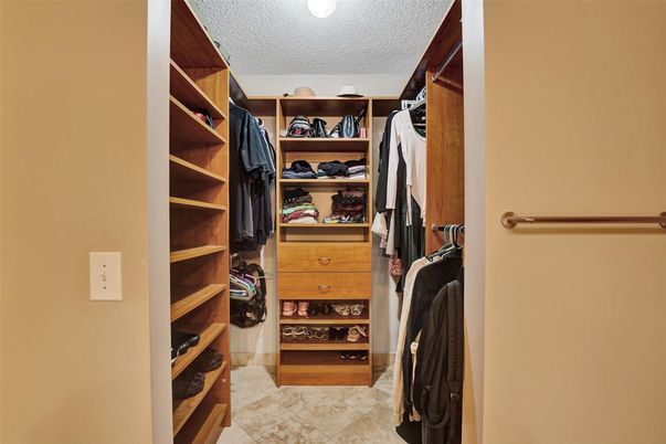 Interior, Walk-in Closets