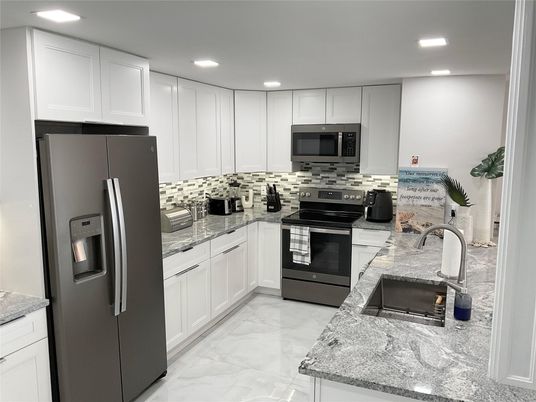 Interior, Kitchen, Marble, Recessed Lighting