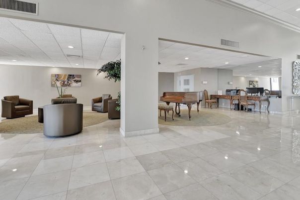 Dining room, Interior, Recessed Lighting
