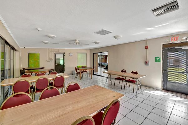 Dining room, Interior