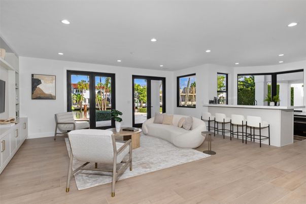 Interior, Living room, Recessed Lighting, Wood Texture Flooring