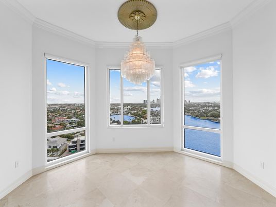 Chandelier, Empty room, Interior
