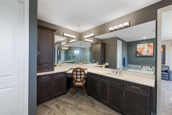 Bathroom, Dual Sink Vanities, Interior, Recessed Lighting