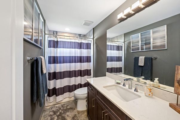 Bathroom, Interior, Recessed Lighting