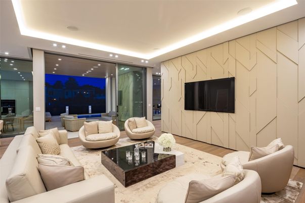 Interior, Living room, Recessed Lighting, Wood Texture Flooring