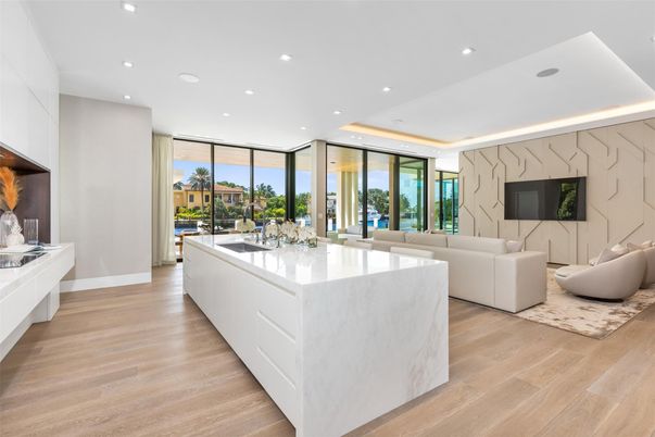 Interior, Kitchen, Living room, Recessed Lighting, Wood Texture Flooring