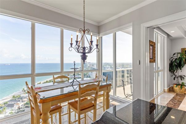 Chandelier, Dining room, Interior, Recessed Lighting, Water