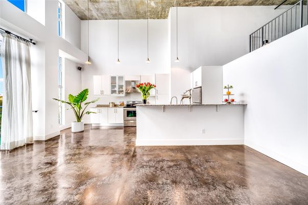 Interior, Kitchen, Pendant Lights, Stainless Steel Appliances