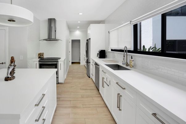 Interior, Kitchen, Recessed Lighting, Wood Texture Flooring