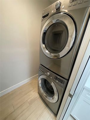 Interior, Utility Closets, Washer, Wood Texture Flooring