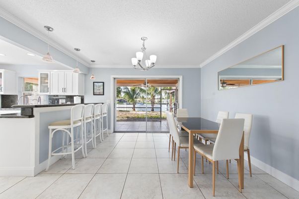 Chandelier, Dining room, Interior, Kitchen, Pendant Lights, Recessed Lighting