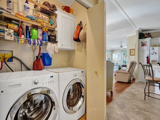Interior, Utility Closets, Washer, Wood Texture Flooring