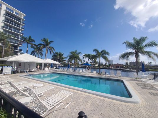 Exterior, Pool, Water