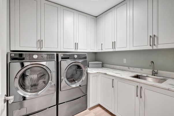 Interior, Washer, Wood Texture Flooring