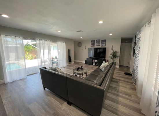 Interior, Living room, Recessed Lighting, Wood Texture Flooring
