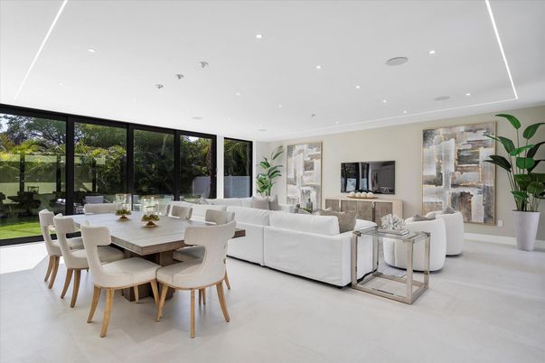 Dining room, Interior, Living room, Recessed Lighting
