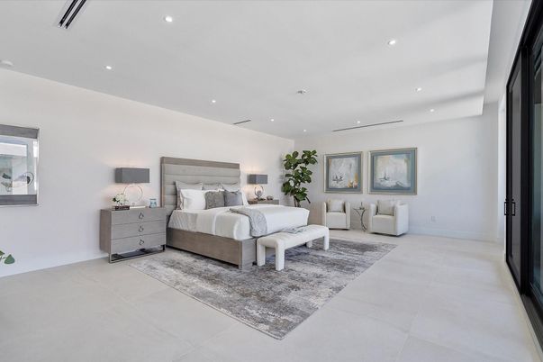 Bedroom, Interior, Recessed Lighting