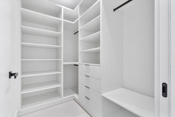 Interior, Walk-in Closets