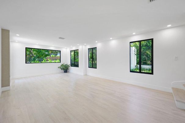 Empty room, Interior, Recessed Lighting, Wood Texture Flooring