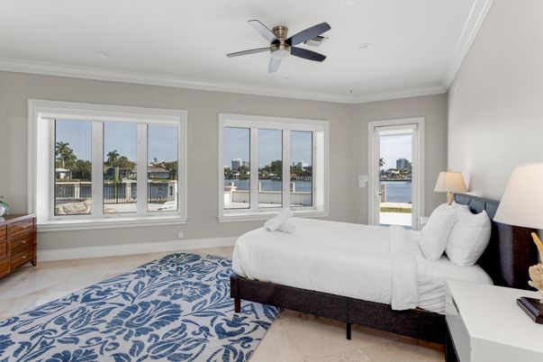 Bedroom, Interior, Recessed Lighting, Water