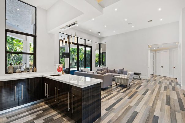 Interior, Living room, Pendant Lights, Recessed Lighting, Wood Texture Flooring