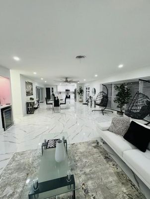Dining room, Interior, Living room, Marble, Recessed Lighting