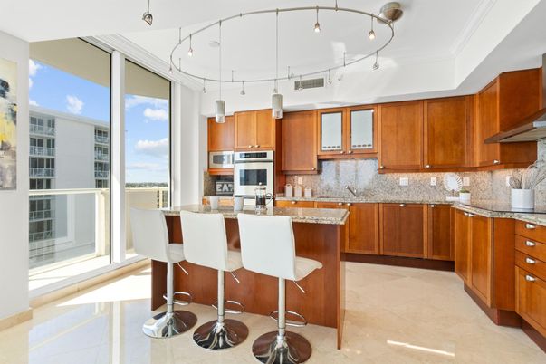 Interior, Kitchen, Pendant Lights, Stainless Steel Appliances
