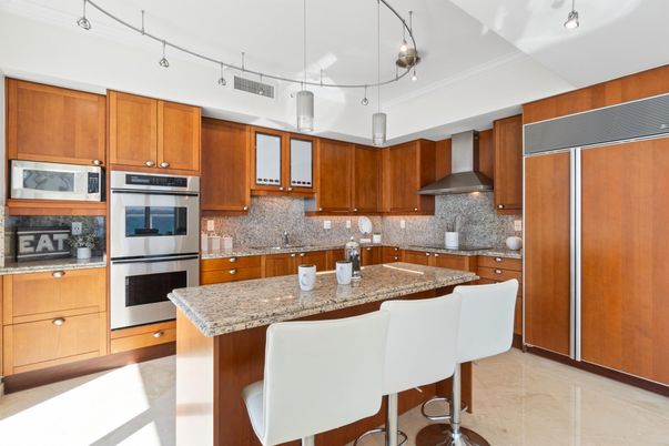 Interior, Kitchen, Pendant Lights, Stainless Steel Appliances