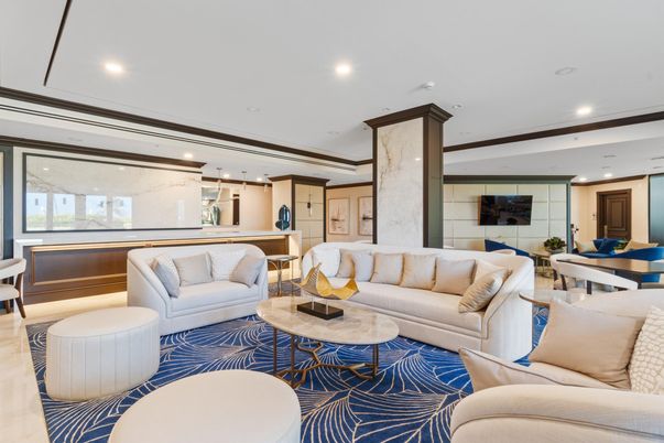 Dining room, Interior, Living room, Pendant Lights, Recessed Lighting