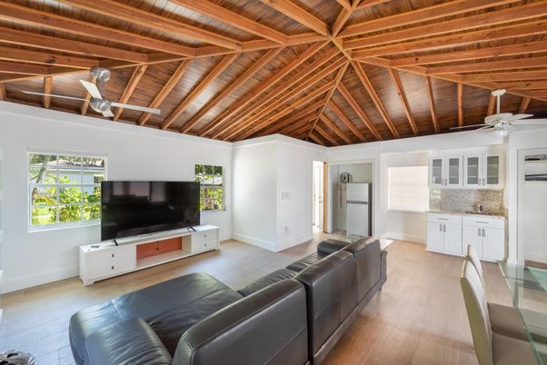 Interior, Kitchen, Living room, Wooden Beams, Wooden Ceilings, Wood Texture Flooring