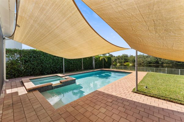 Exterior, Pool, Water