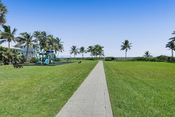Backyard, Exterior, Playground