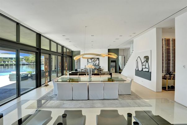 Dining room, Interior, Pendant Lights, Recessed Lighting, Water