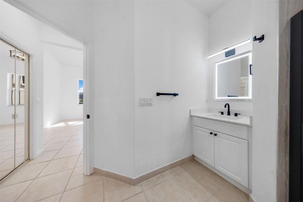 Bathroom, Interior