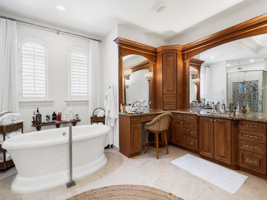 Bathroom, Dual Sink Vanities, Free Standing Baths, Interior, Recessed Lighting