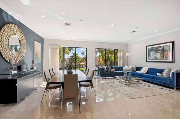 Dining room, Interior, Living room, Recessed Lighting