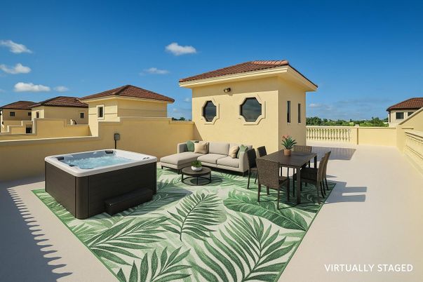 Exterior, Hot Tub