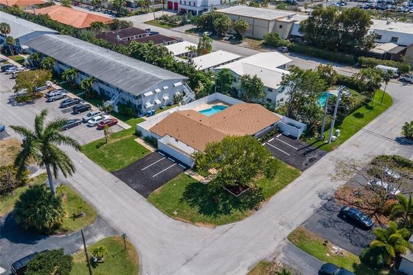Exterior, Drone