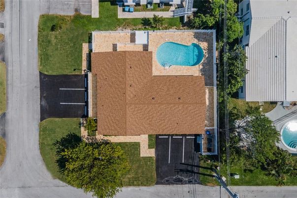Exterior, Drone