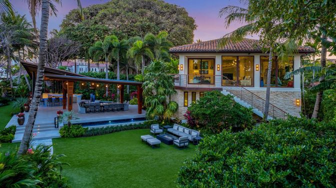 Backyard, Exterior, Pool