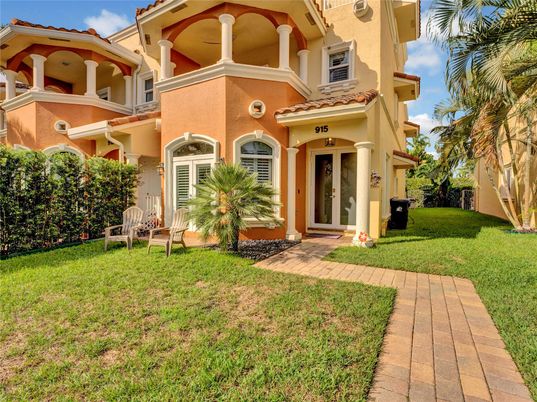 Backyard, Exterior, Facade, Mediterranean