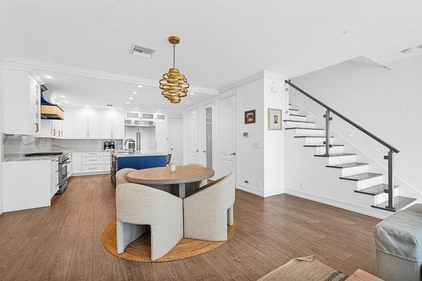 Dining room, Interior, Kitchen, Pendant Lights, Recessed Lighting, Wood Texture Flooring