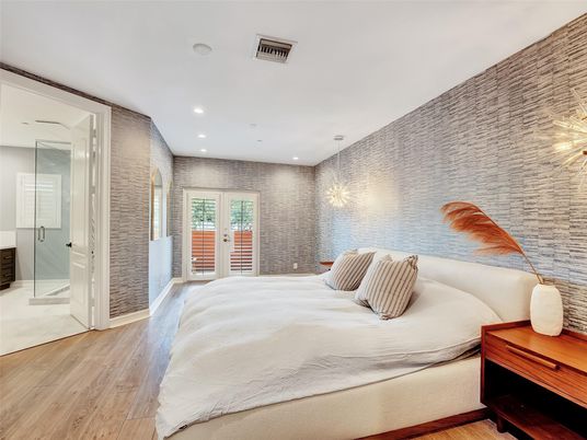 Bathroom, Bedroom, Interior, Recessed Lighting, Wood Texture Flooring