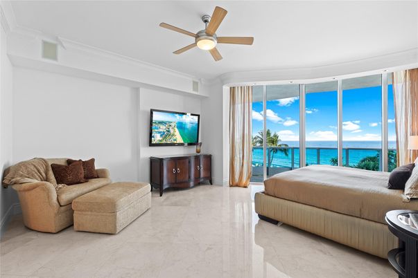 Bedroom, Interior, Marble, Water